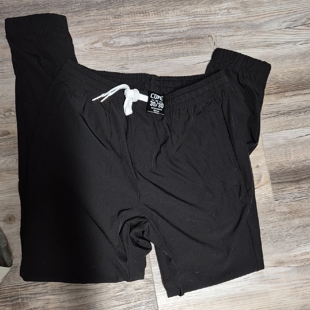 Cove Black Joggers